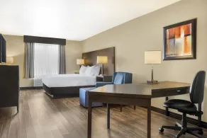 BEST WESTERN PLUS Saint John Hotel & Suites - Chambre