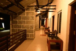 Yagappa Heritage Resort - Near Lake & Bus Stand - Ausblick vom Zimmer