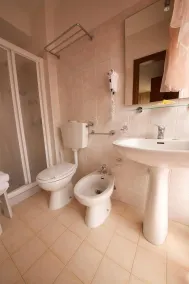 Villa Terri - Bathroom