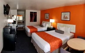 Howard Johnson by Wyndham Holbrook - Vue de la chambre