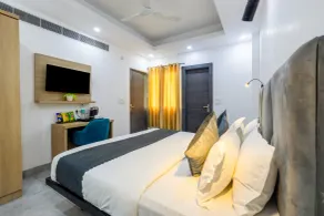 Hotel Admire Inn Sec - 104 By ASPL - Rom