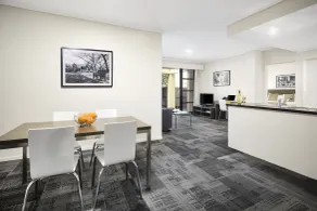 Quest Narre Warren - Room