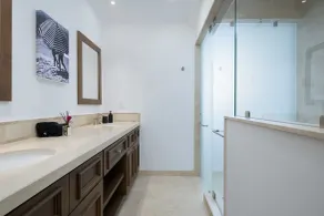 Maison de vacances avec piscine privée, barbecue et jardin - Salle de bain