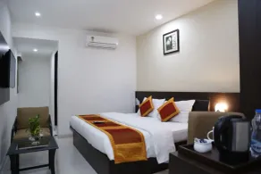 Hotel Krishna by KeyMagics - Chambre