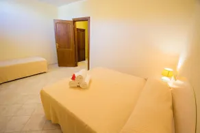 Relaxing Le Residenze del Maria Rosaria 1 Bedroom House sleeps 5 - Quarto