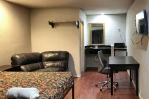 Deluxe Inn Motel By OYO Grand Prairie Interstate 30 - Chambre