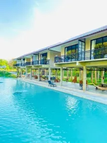 Tree House Home Stay บ้านต้นไม้โฮมสเตย์อุทัยธานี - Pool