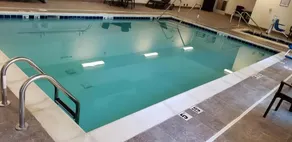 Comfort Suites Denver near Anschutz Medical Campus - Piscina