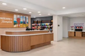 Hampton Inn & Suites Rockland - Rezeption