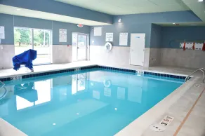 Holiday Inn Express & Suites - Bensenville - O'Hare by IHG - Pool