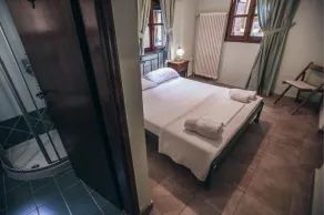 Ellis Full Guest House - Room