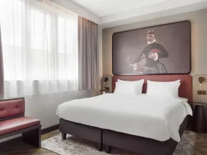 Radisson RED Oslo City Centre, A Verified Net Zero Hotel - Room