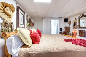 Spacious Waterfront Retreat Near UW-Green Bay - Interiör