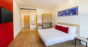 Red Fox by Lemon Tree Hotels, Dehradun - Chambre