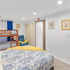 Harmony Inn, Huntley Illinois - Room