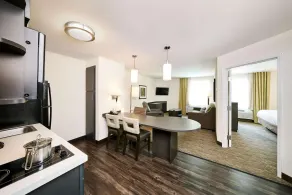 Sonesta Simply Suites Albuquerque Midtown - Chambre