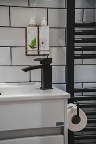 Harper's Steakhouse with Rooms, Southampton Swanwick Marina - Bathroom