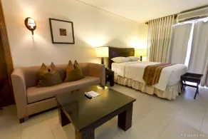 Crown Regency Suites Mactan - Chambre