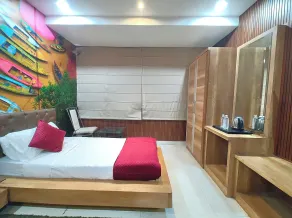 Hotel Gautam Grand Varanasi - Room