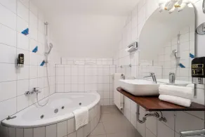 Hotel Restaurant Annahof - Bathroom