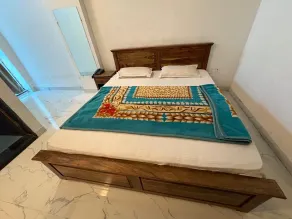 Shere Punjab Hotel & Restaurant - Rum