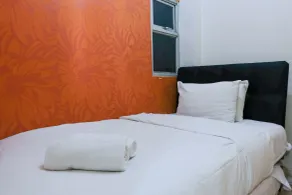 Best Deal 2BR Apartment Suites @Metro By Travelio - Room