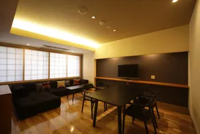 ITSUKUSHIMA IROHA - Chambre