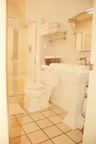A Chateau on the Bayou Bed & Breakfast - Bathroom
