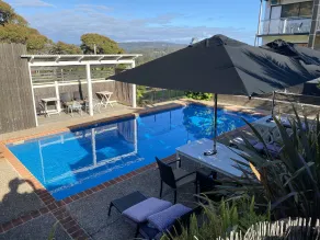 Top of the Town Motor Inn - Pool
