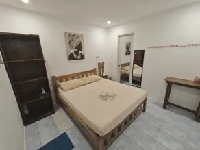 Room-Cola Inn - Chambre