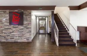 Red Roof Inn Fort Wayne - Lobby