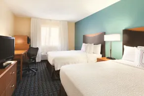 Fairfield Inn & Suites Midland - Rum