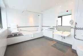 Crowne Plaza Manchester Airport by IHG - Room