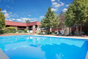 Ramada by Wyndham Pinewood Park Resort North Bay - Piscine