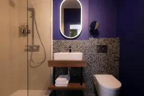 Hotel 2M, The Originals Relais - Salle de bain