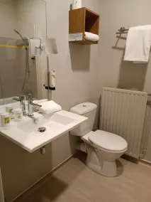 Logis Hôtel Le Tisseur des Saveurs - Badeværelse