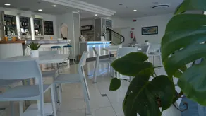 Lively Hotel - Rezeption