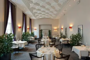Wyndham Duisburger Hof - Restaurante