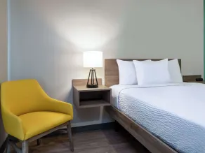 ECHO Suites Extended Stay by Wyndham Madison - Chambre