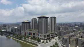 Sheraton Yunfu Xinxing Hotel - Utsikt fra rommet