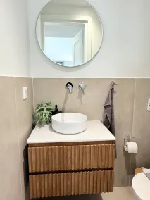 Azure Loft - 3min walk to beach, 10min to Old Town - Bathroom