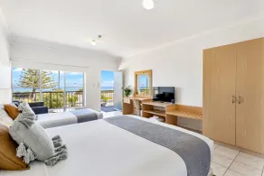 Coast Motel and Apartments - Chambre