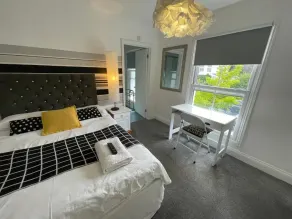 Golden Triangle Rooms - Camera