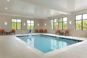 Hampton Inn North Olmsted Cleveland Airport - Piscine