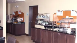 Holiday Inn Express & Suites Cumberland - La Vale by IHG - Restaurant