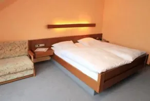 Hotel-Restaurant Weinhaus Grebel - Chambre