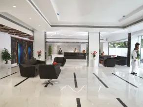 The Central Residency - Reception