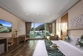 Vannee Golden Sands Beachfront Resort - Room