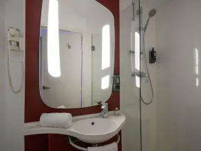 ibis Cannes Centre - Room
