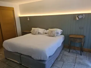 Watership Down Inn - Room